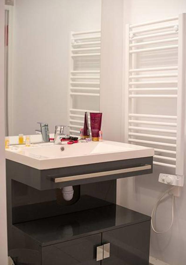 Goelia Les 7 Iles Aparthotel Perros-Guirec Exterior photo